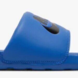 NIKE VICTORI ONE SLIDE